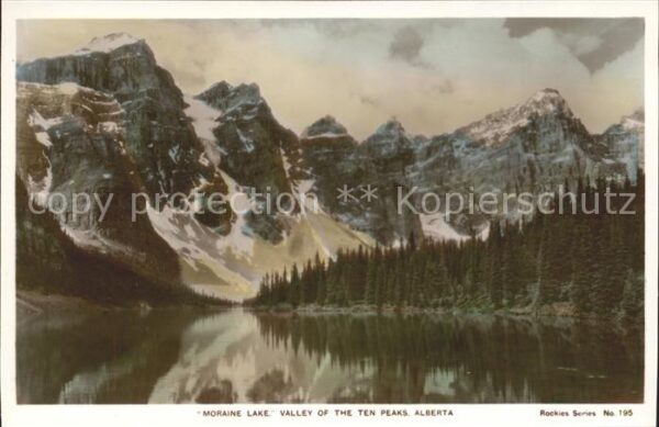 Alberta  Moraine Lake Valley Ten Peaks