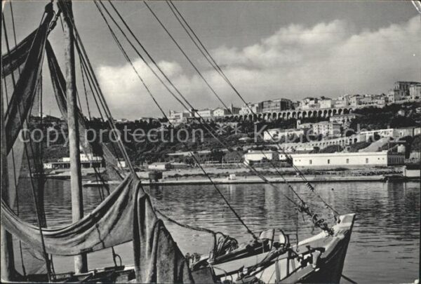 Ortona Hafen Teilansicht Brücke