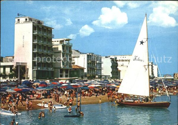 Gabicce Mare Hotel Strand Segelboot