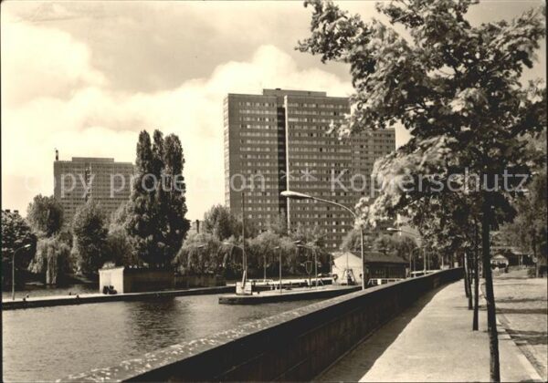 Berlin Hochhäuser Fischerkietz Schleuse