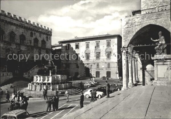 Perugia statua di Giulio Fontana Maggiore