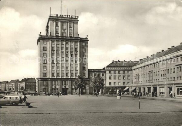 Wismar Mecklenburg Vorpommern Hochhaus am Platz des Friedens Vorwendo