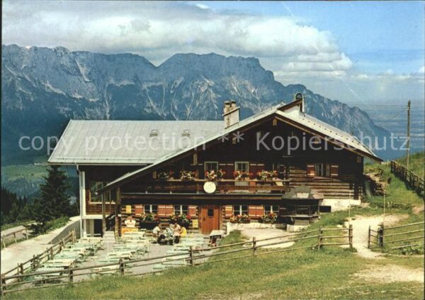 Oberau Berchtesgaden Skihütte auf dem Roßfeld mit Untersberg