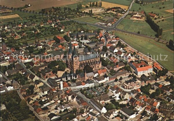 Xanten Fliegeraufnahme mit Römischem Amphithea