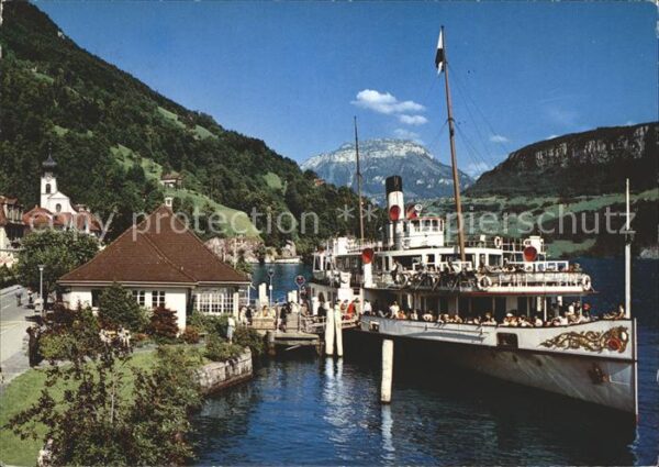 Dampfer Seitenrad Stadt Luzern Vierwaldstättersee