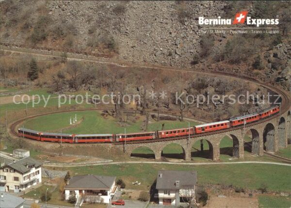 Eisenbahn Bernina-Express Kehrviadukt Brusio