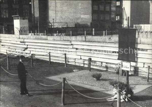 Berlin Peter Fechter Mahnmal