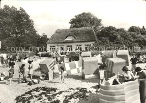 Insel Poel Strandhalle Schwarzer Busch Strandleben