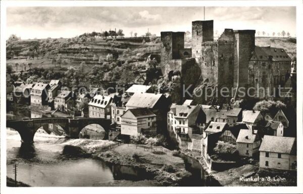 Runkel Lahn Lahnpartie mit Brücke und Burg