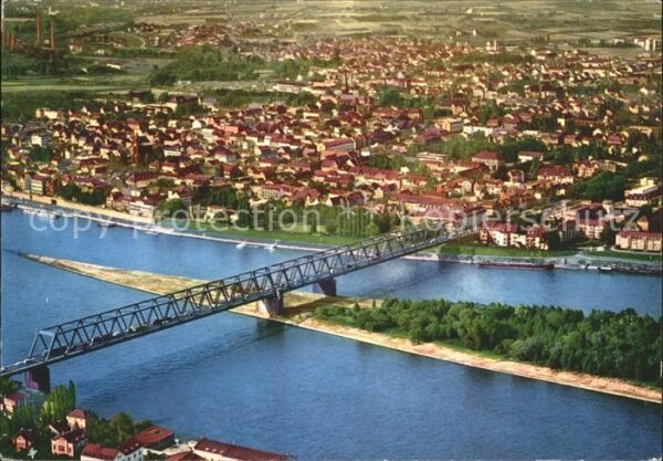 Neuwied Rhein Brücke Fliegeraufnahme
