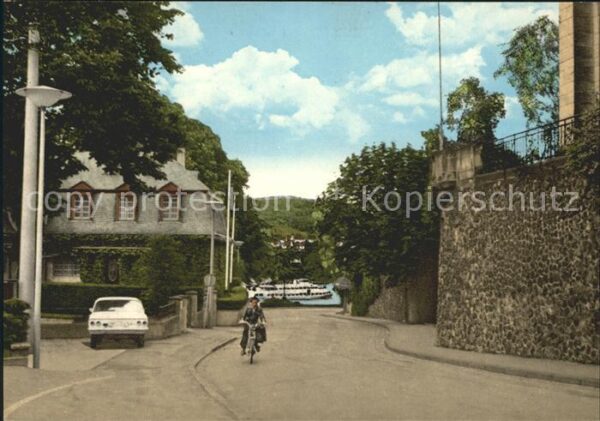 Remagen Deichgasse mit Rheinblick