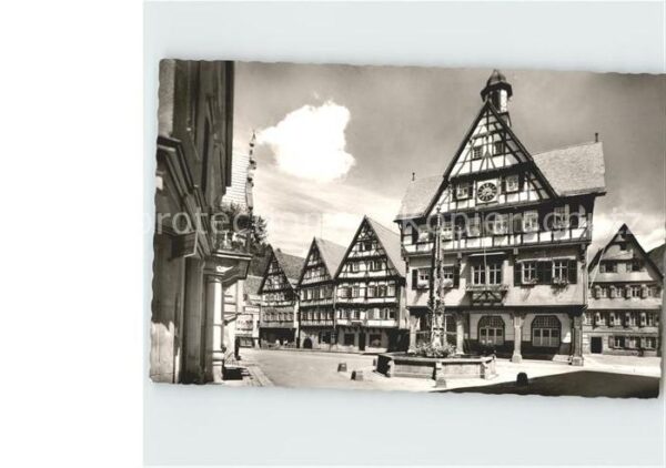 Urach Schwarzwald Am Rathaus Brunnen