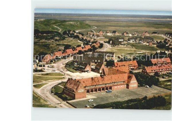 List Sylt Schule mit Möwenbergstrasse Fliegeraufn