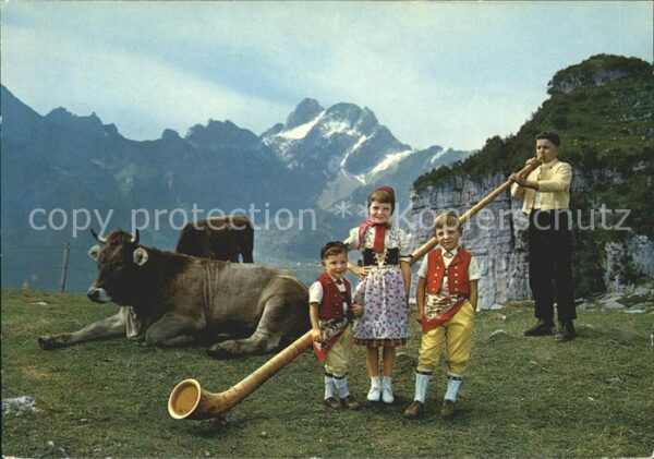 Alphorn Alphornbläser Kinder Trachten Kühe Eben
