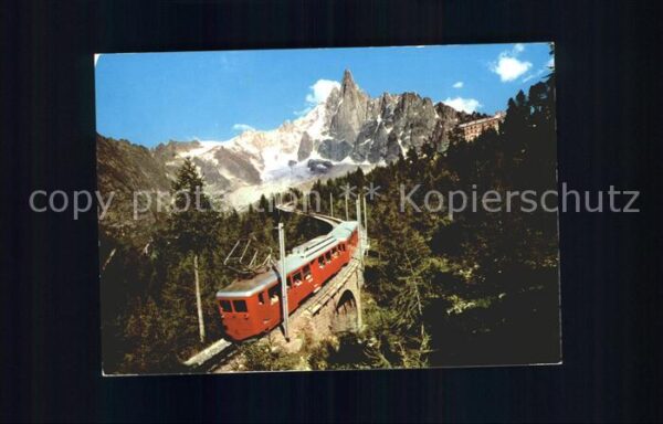 Zahnradbahn Montenvers Aiguille du Dru Vallee de Ch