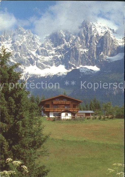 Wilder Kaiser mit Wohnhaus