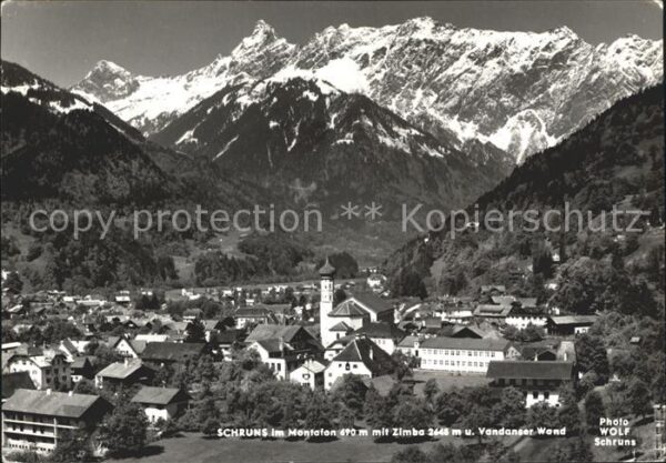 Schruns Vorarlberg mit Zimba und Vandanser Wand