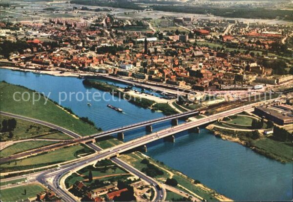 Venlo met de Maas vanuit de lucht