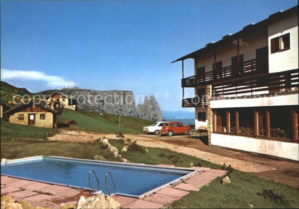 Seiser Alm Dolomiten Hotel Goldknopf Schwimmbad