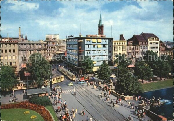 Duesseldorf Corneliusplatz und Königsallee Strassen