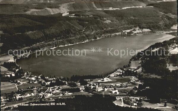 Titisee-Neustadt Fliegeraufnahme mit See