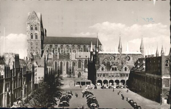 Luebeck St. Marien und Rathaus