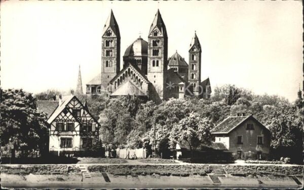Spire Cathedrale Rheinpartie
