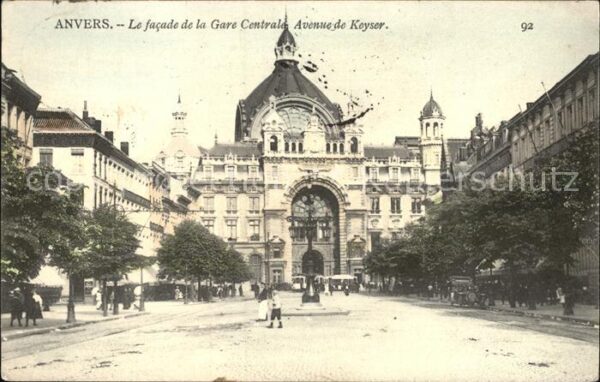 Anvers Antwerpen Le facade de la Gare Centrale Avenue de