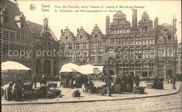Gand Belgien Place Ste Pharailde ancien Hospice St L