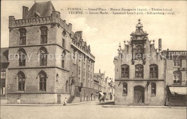Furnes Veurne West-Vlaanderen Belgie Grand Place Maison Espagnole Theatre