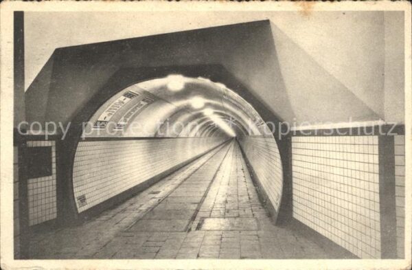 Antwerpen Anvers Tunnel voor voetgangers onder de Scheld