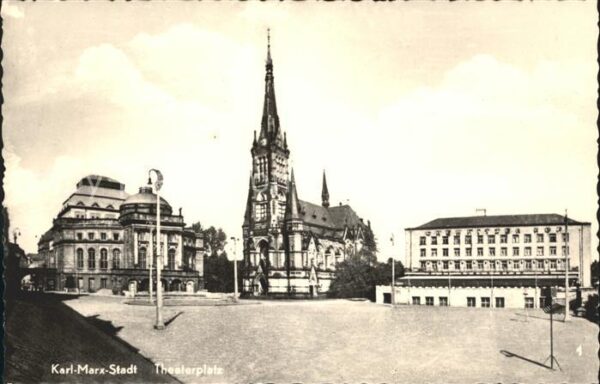 Karl-Marx-Stadt Theaterplatz