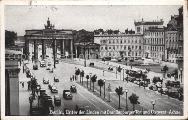 Berlin Unter den Linden Brandenburger Tor Ostw