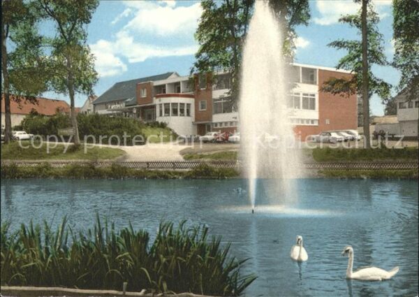 Brakel Westfalen Am Kaiserbrunnen Fontäne Schwäne