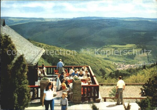 Kesseling Steinerberghaus Terrasse Eifel Natursch