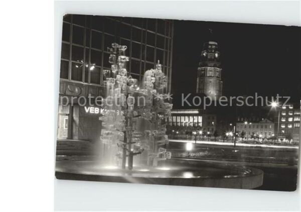 Dresden Glasbrunnen Pirnaischen Platz Rathaus