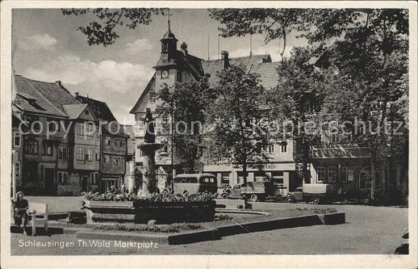 Schleusingen Marktplatz Brunnen