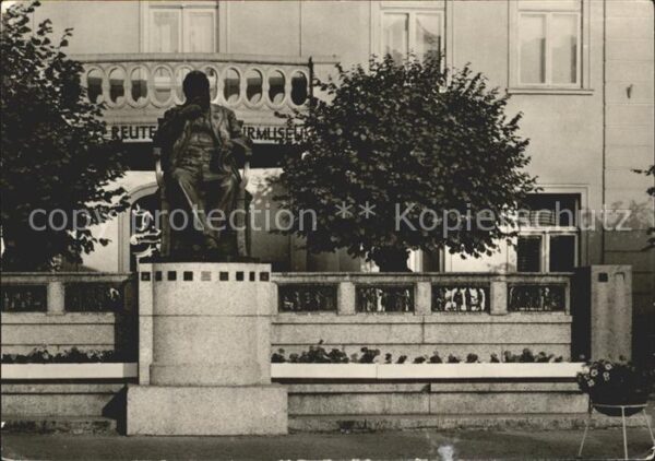 Stavenhagen Fritz Reuter Denkmal