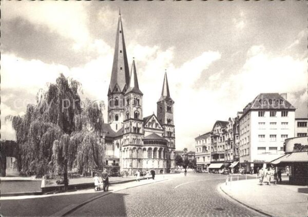 Bonn Rhein Münster mit Martinsplatz
