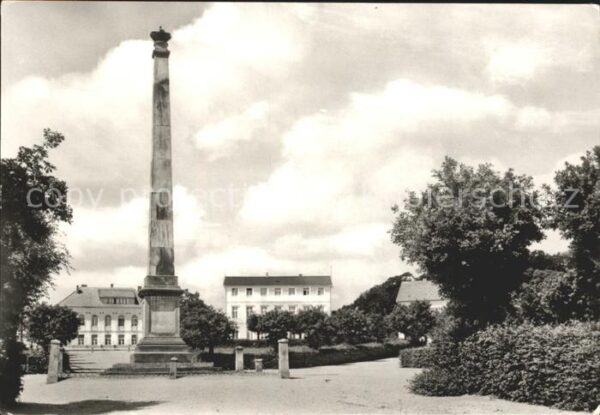 Putbus Ruegen Ernst Thälmann Platz Säule