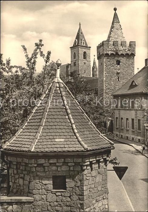 Stassfurt Turmgasse mit Eulenturm und Schiefem Tu