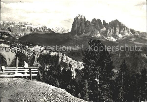 Ortisei St Ulrich Raschötz gegen Langkofel