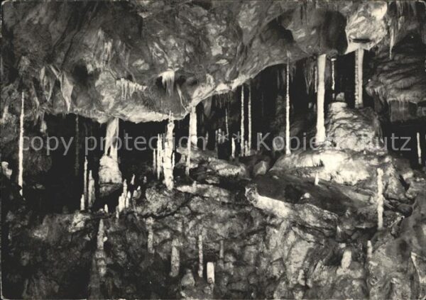Hoehlen Caves Grottes Attendorn Tropfsteinhöhle Alhambragrott