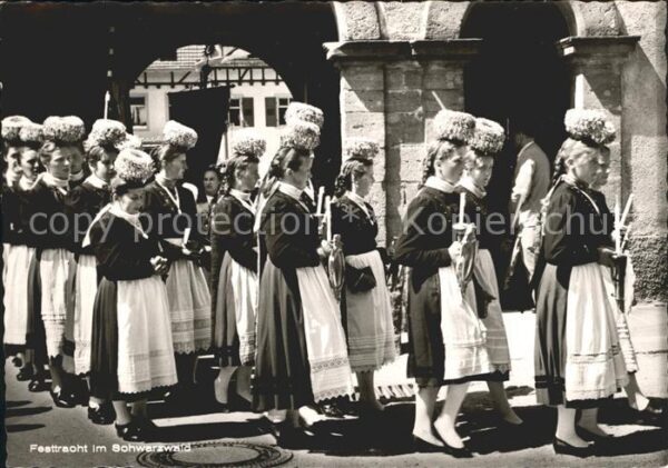 Trachten Schwarzwald Festtracht