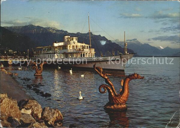 Dampfer Seitenrad Italie Vevey Port au crepuscule