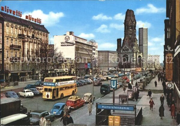 Berlin Kurfürstendamm mit alter und neuer Kais