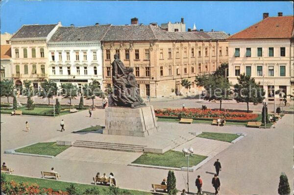Arad Piata Avram Iancu Monument