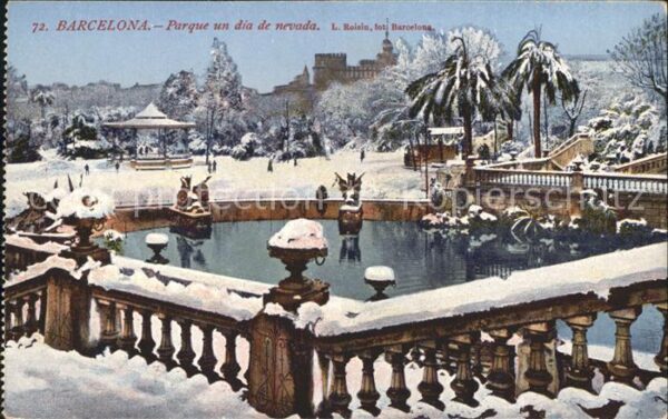 Barcelona Cataluna Parque dia de nevada