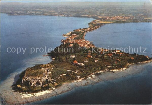 Sirmione Lago di Garda Veduta aerea