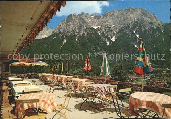 Mittenwald Karwendel Tirol Berggasthof Gröblalm Terrasse Gebirge
